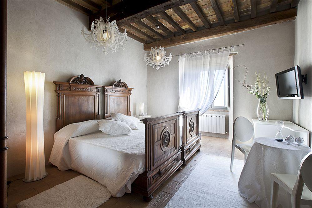 Torre Almonte Aparthotel Todi Ngoại thất bức ảnh