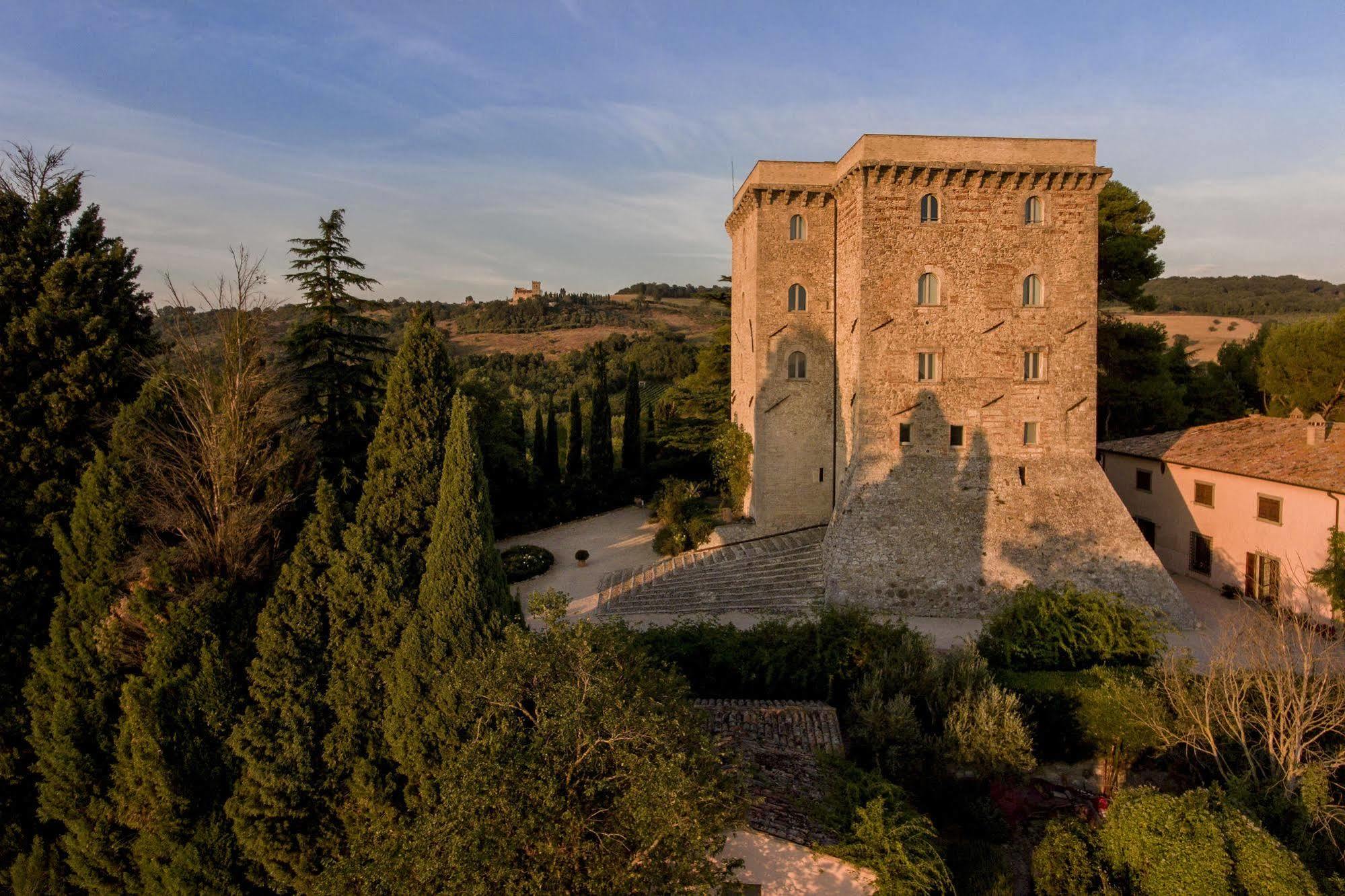 Torre Almonte Aparthotel Todi Ngoại thất bức ảnh