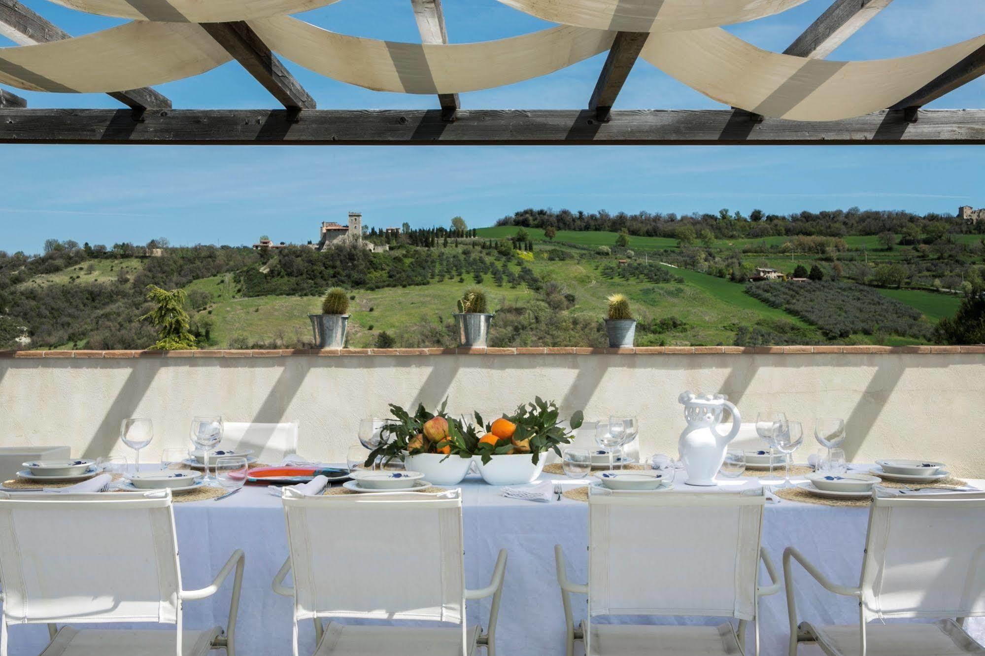 Torre Almonte Aparthotel Todi Ngoại thất bức ảnh