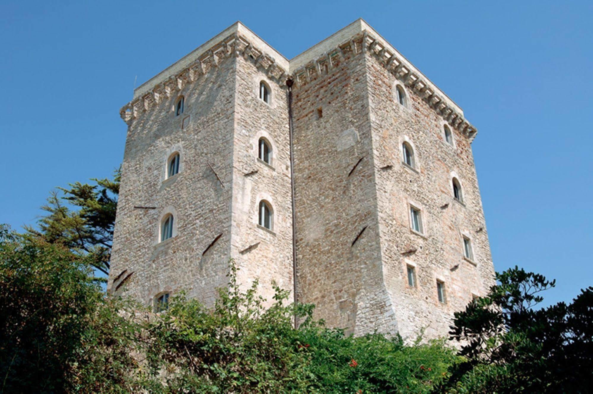 Torre Almonte Aparthotel Todi Ngoại thất bức ảnh