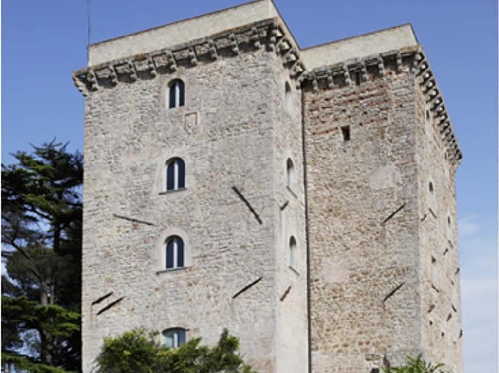 Torre Almonte Aparthotel Todi Ngoại thất bức ảnh